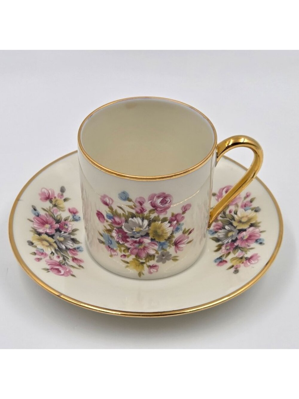 Kuba Porzellan Horst Kuba Set of 4 Espresso Demitasse Cup Saucer Gold Trim